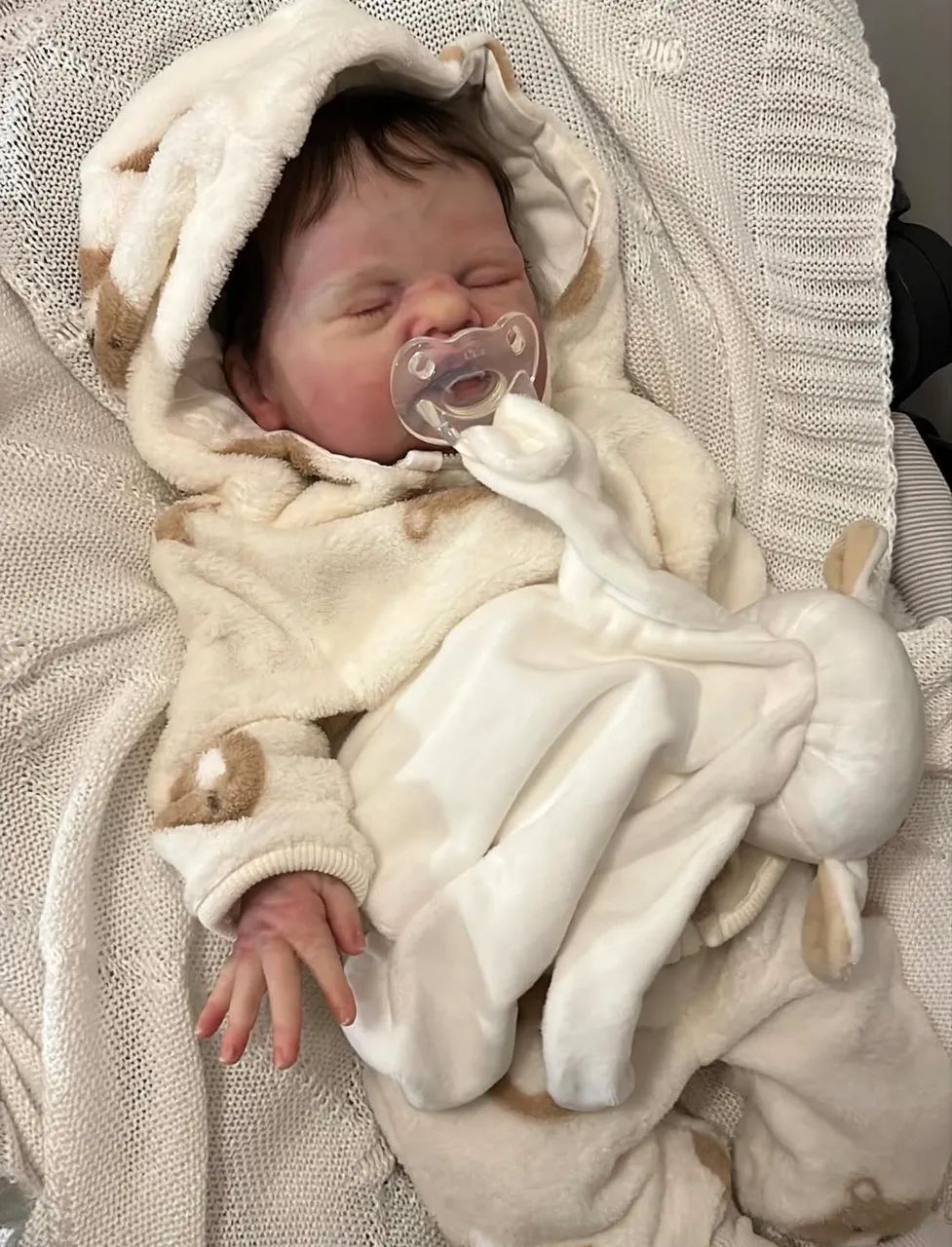 Bebê reborn de silicone sólido menino