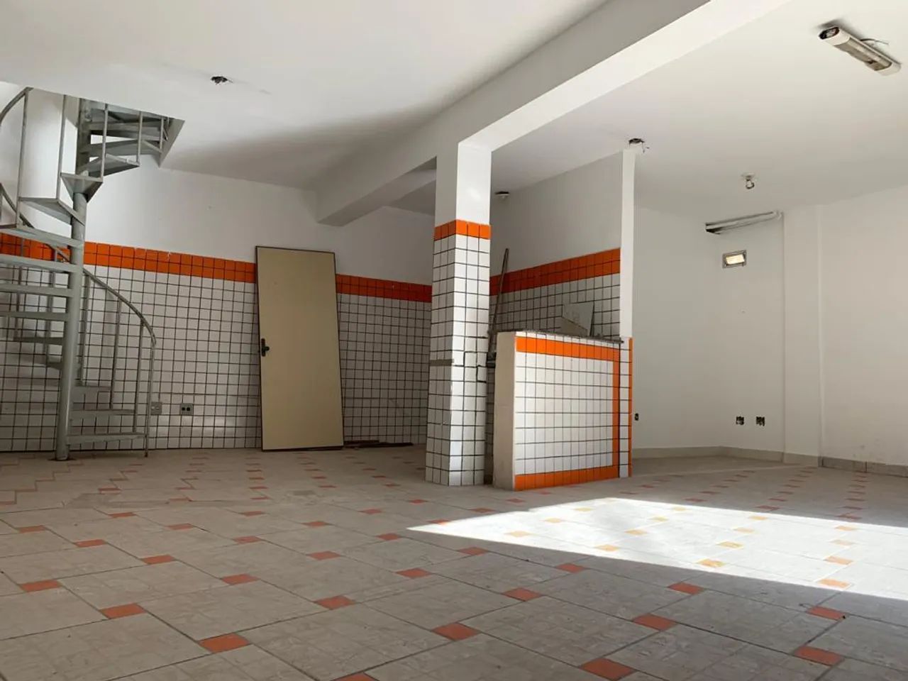 ALUGUEL LOJA 100m² APARECIDA