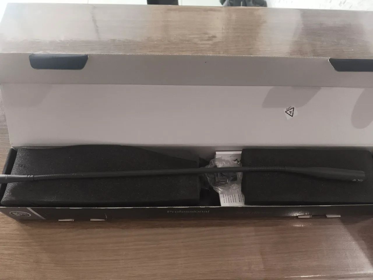 Microfone condensador akg GN50E 