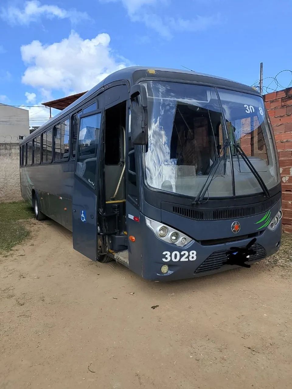 ÔNIBUS RODOVIÁRIO MERCEDES BENZ