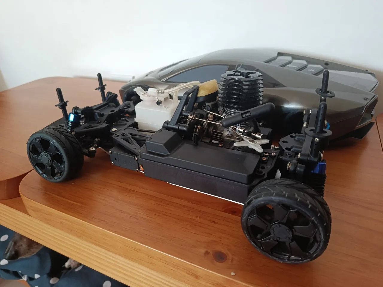 Automodelo duratrax Lamborghini reventon  - Foto 3