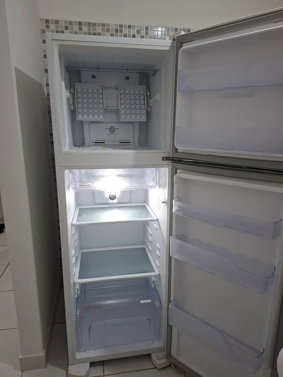 Vendo Geladeira Dúplex Continental à vista (Pix ou espécie) - Foto 2
