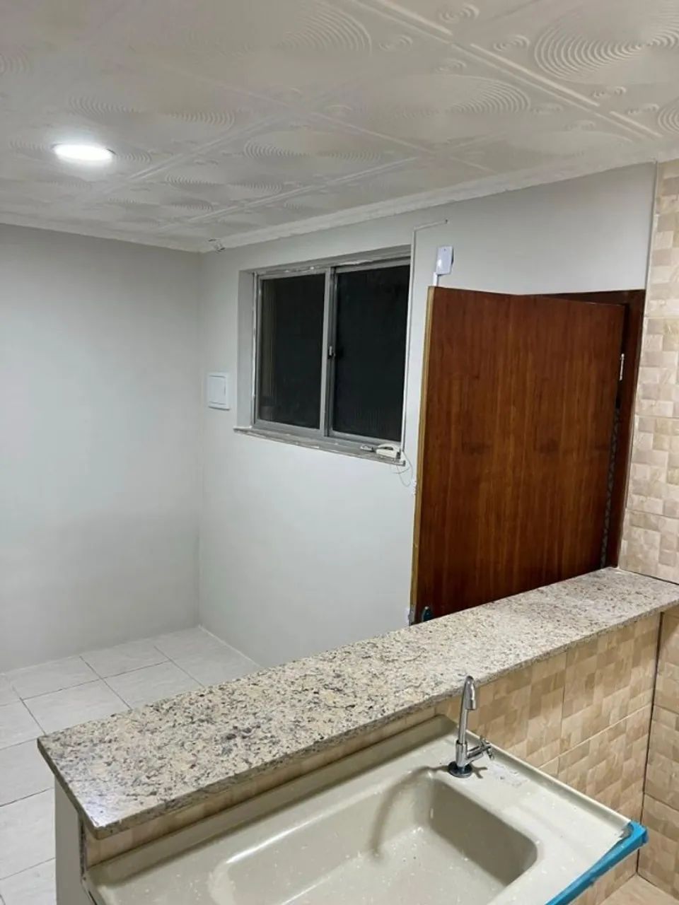 EXCELENTES QUITINETES PRÓXIMO AO METRÔ PAVUNA