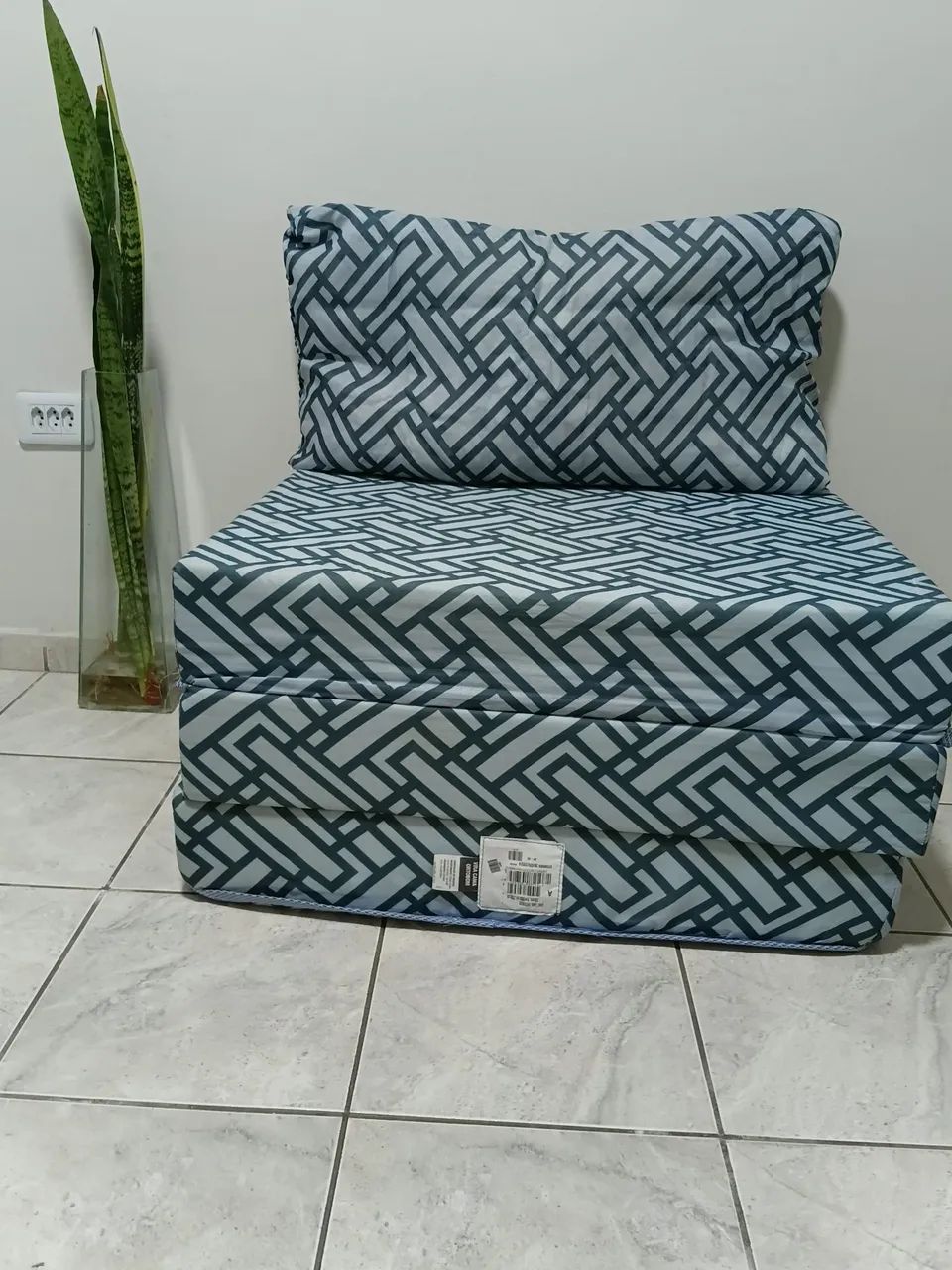 Vendo dois colchão multiuso,serve como cama e sofá puf.