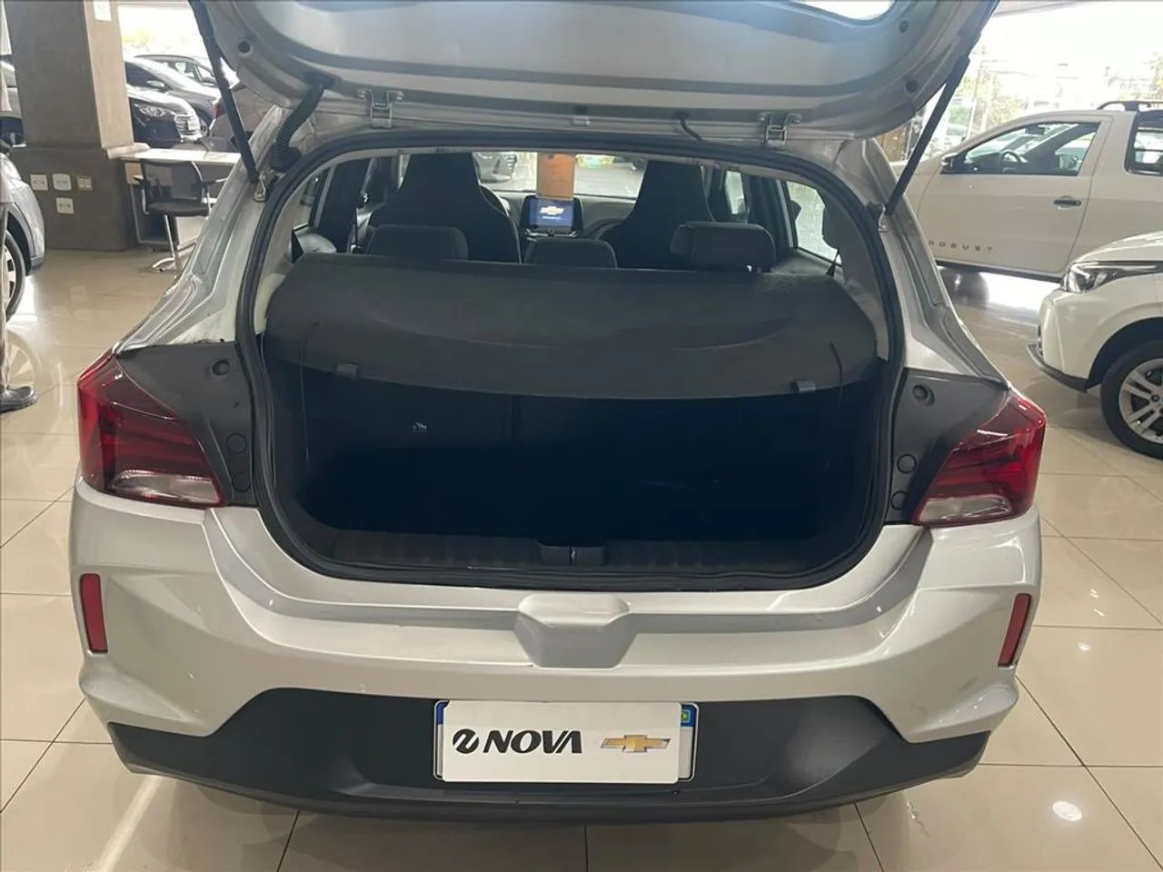 Chevrolet Onix Hatch LT 1.0 12V TB Flex Mec. 4P, foto 14 de 15