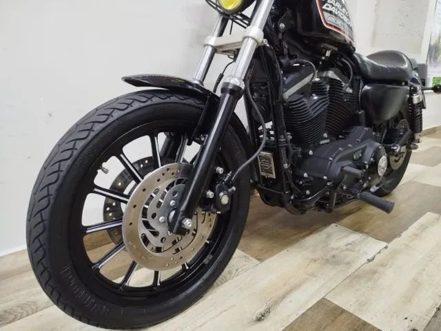 HARLEY DAVIDSON XL 883R - Foto 5