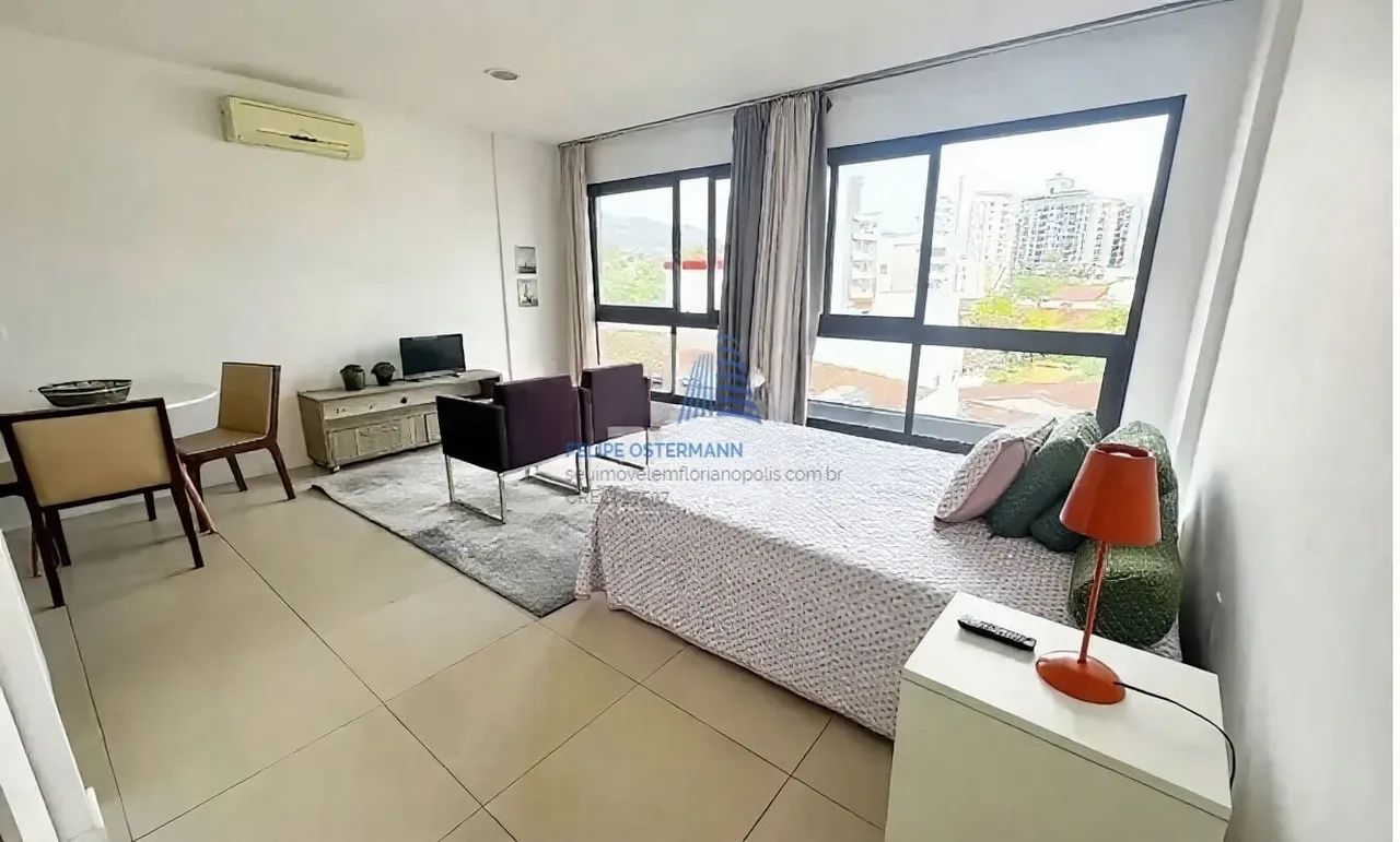 Studio mobiliado na Trindade, à poucos metros da UFSC e HU