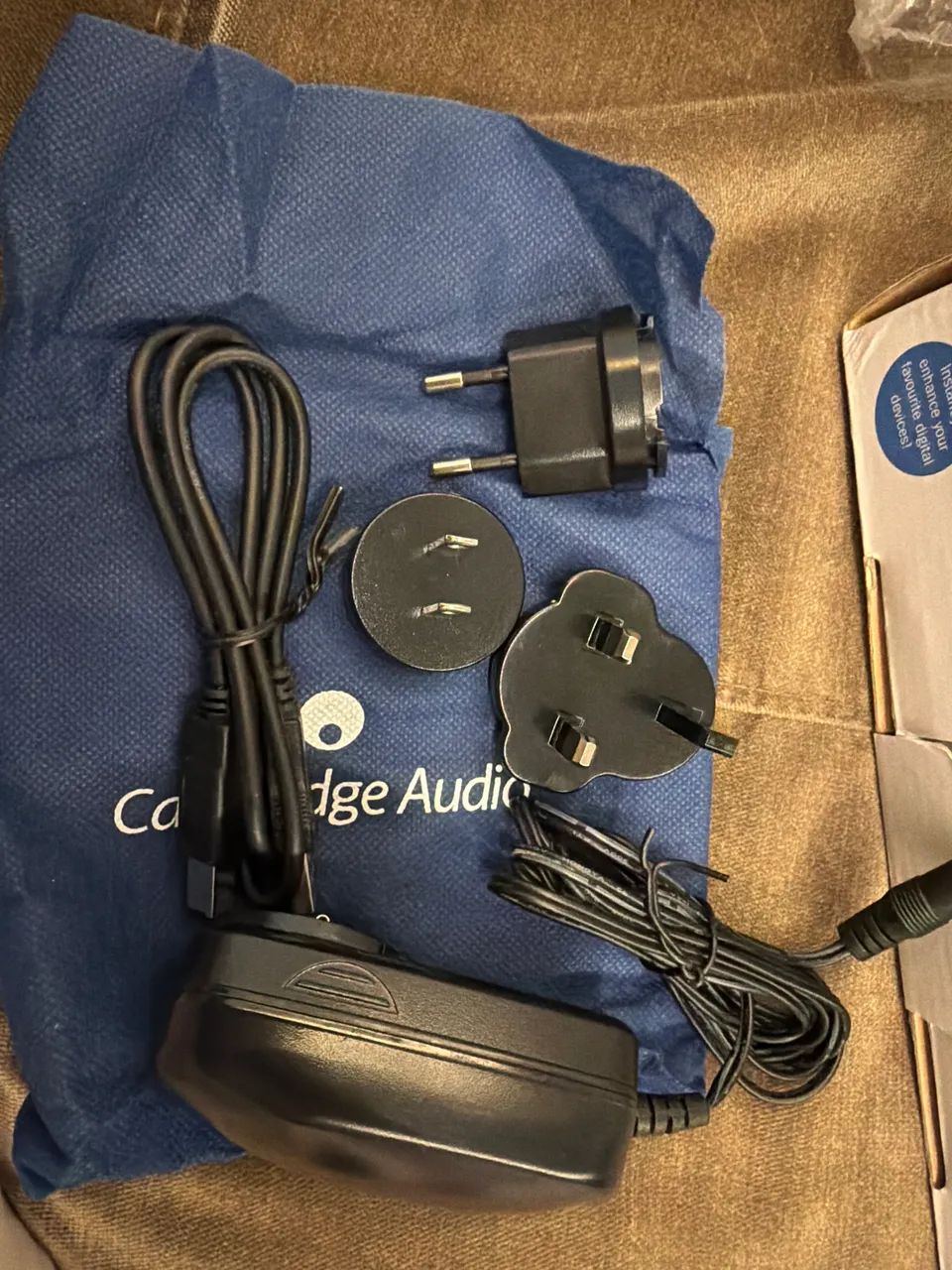 Vendo DAC DacMagic Cambridge Audio cor preta - Foto 4