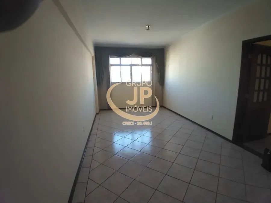 Apto no Centro/ 143m²/ 3 Dorm./ 2 Suítes/ Hidro. - Foto 5