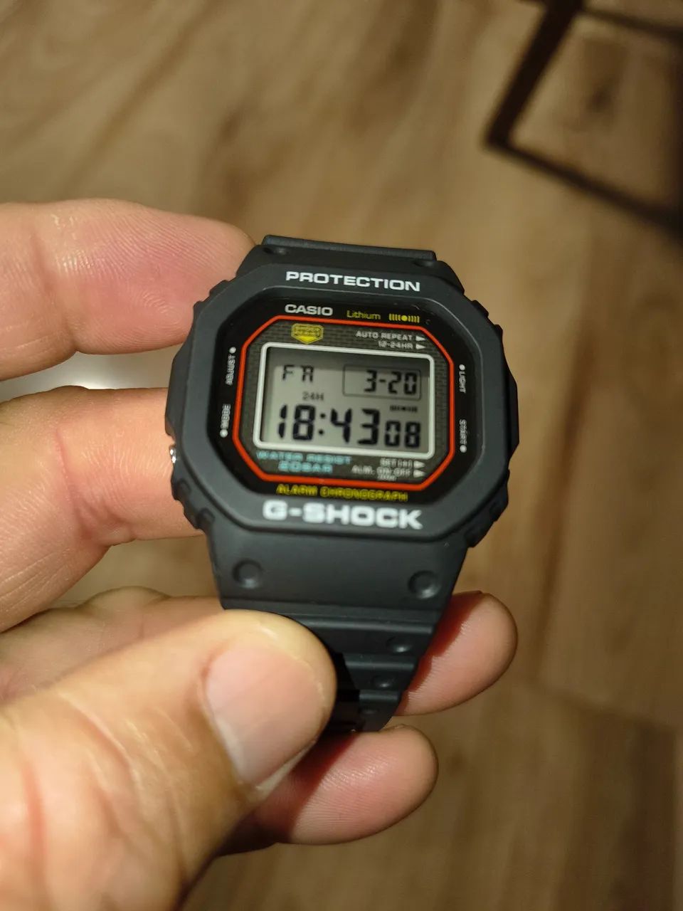 RELOGIO CASIO G SHOCK FUNDO ROSQUEADO
