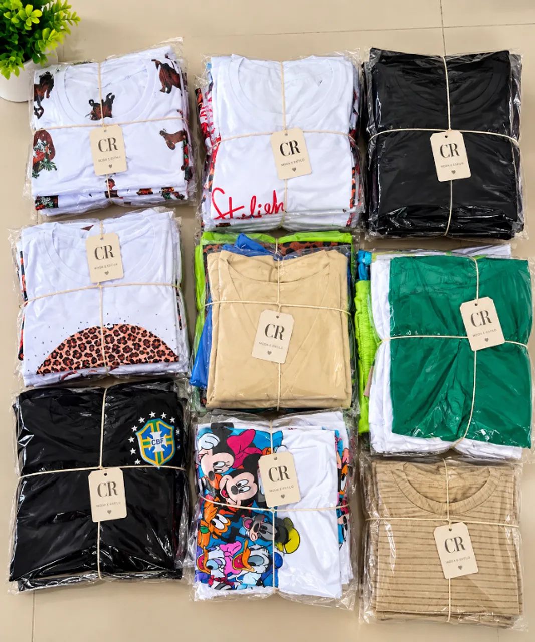 LOTE DE ROUPAS
