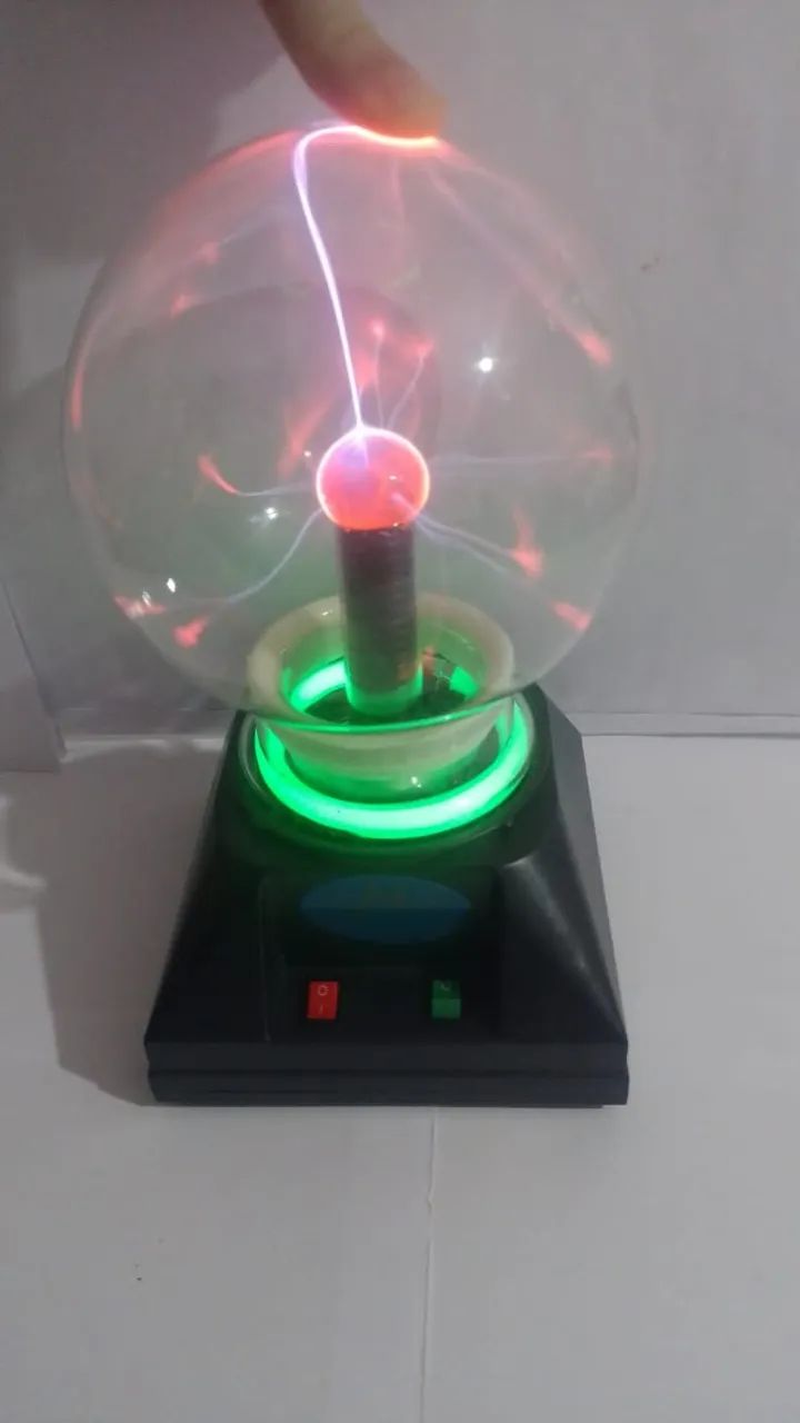 Bola de plasma light 220v de 20 cm