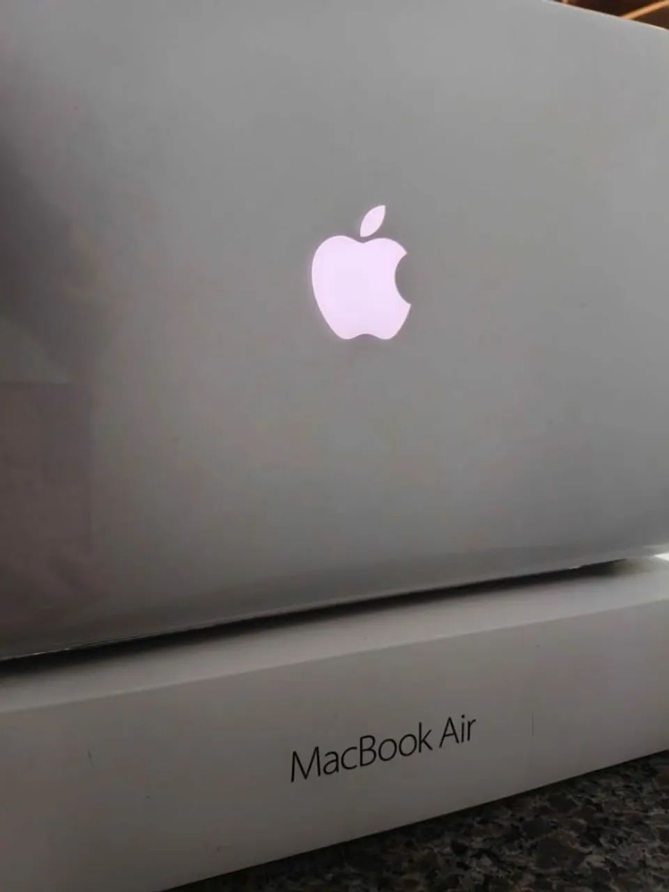 Macbook Air 2017 - i5 - 8GB RAM - Com caixa em ótimo estado! - Foto 5