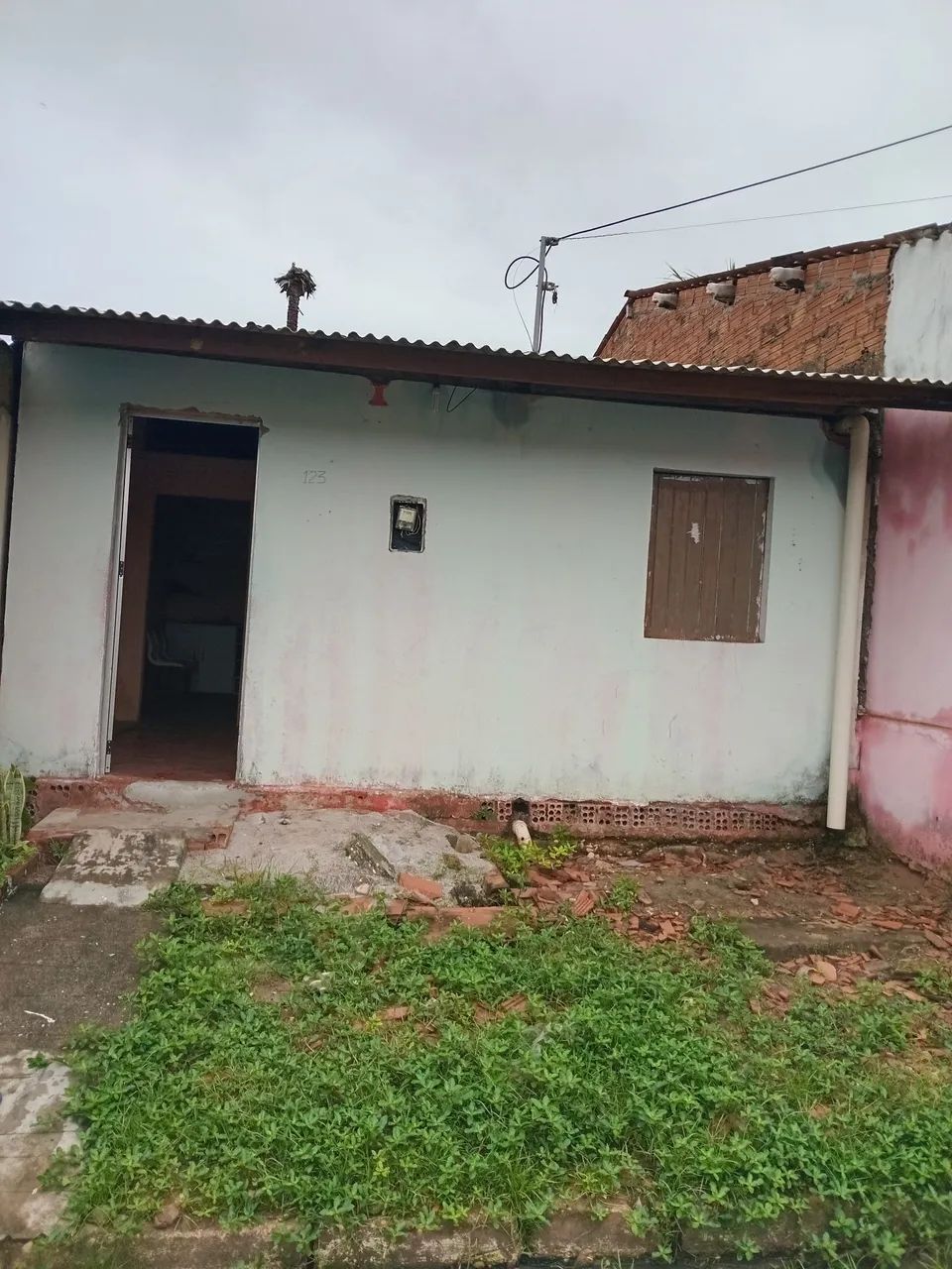 Vende - se casa em penedo/ AL