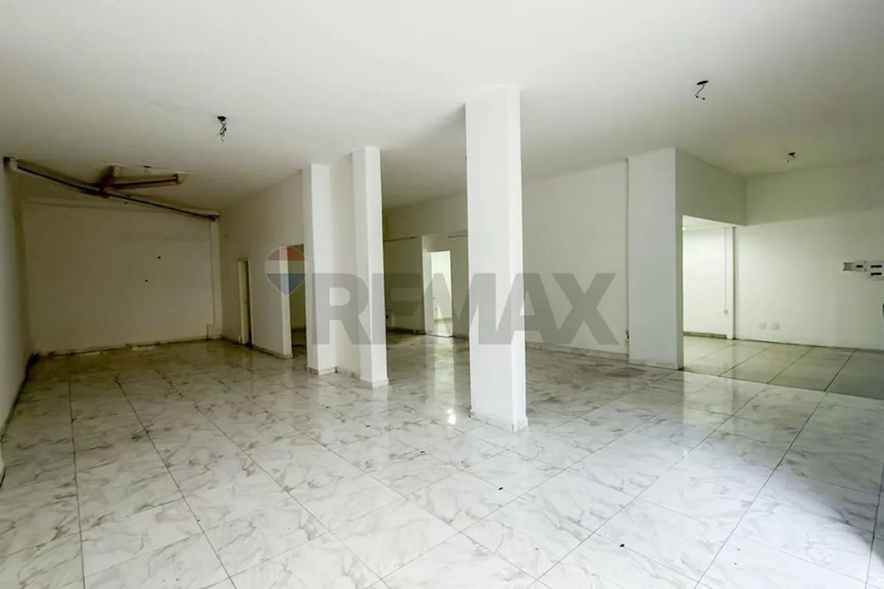 Aluguel de Loja ampla com 235m2 no Cascatinha