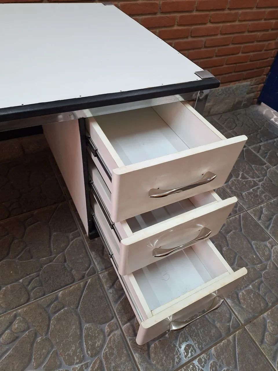 Escrivaninha  - Foto 2