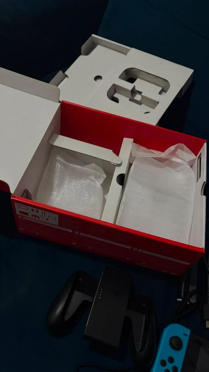 Nintendo Switch Pouco usado Na caixa v2 - Foto 3