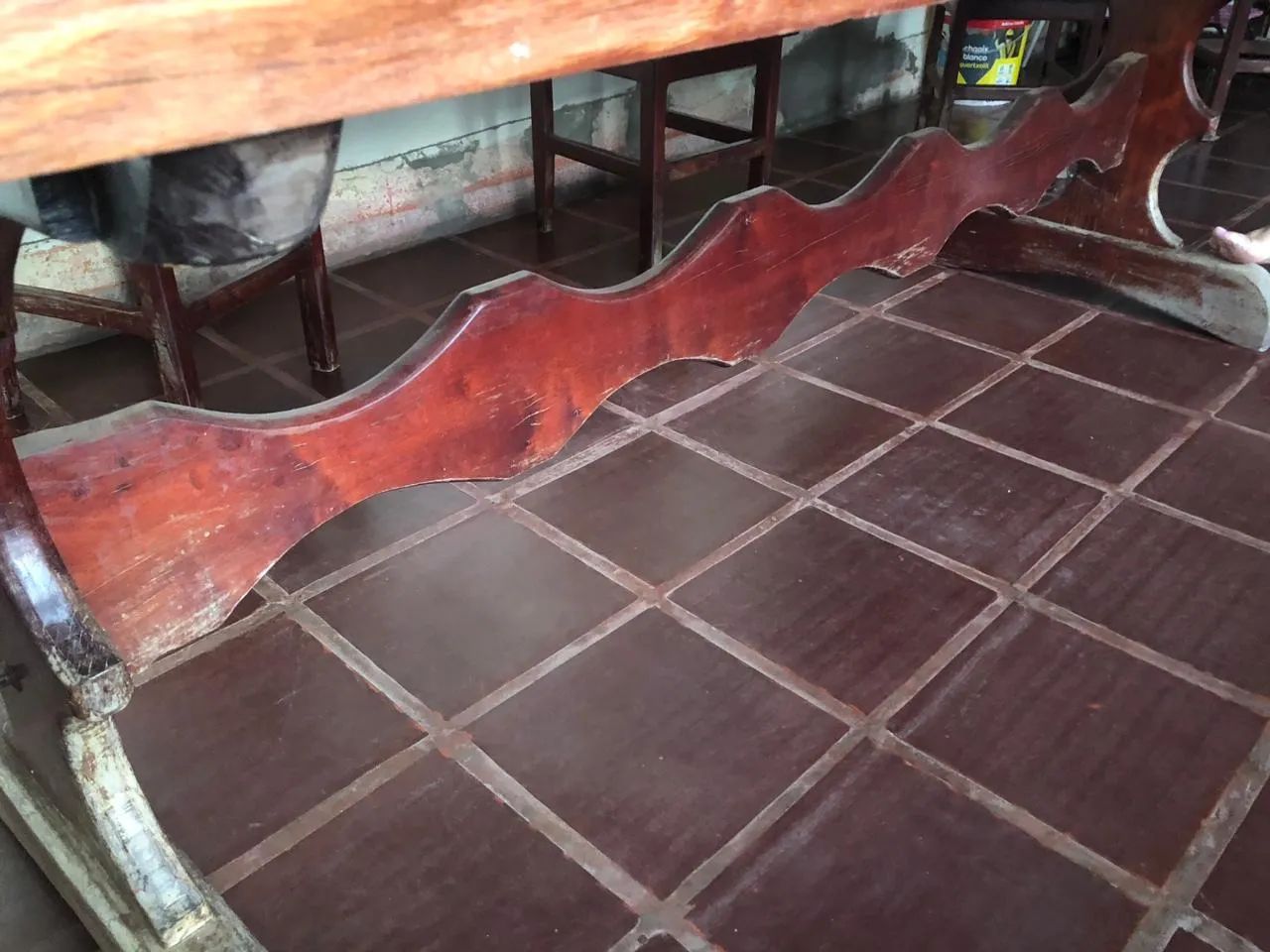 Mesa Cedrinho Amarelo