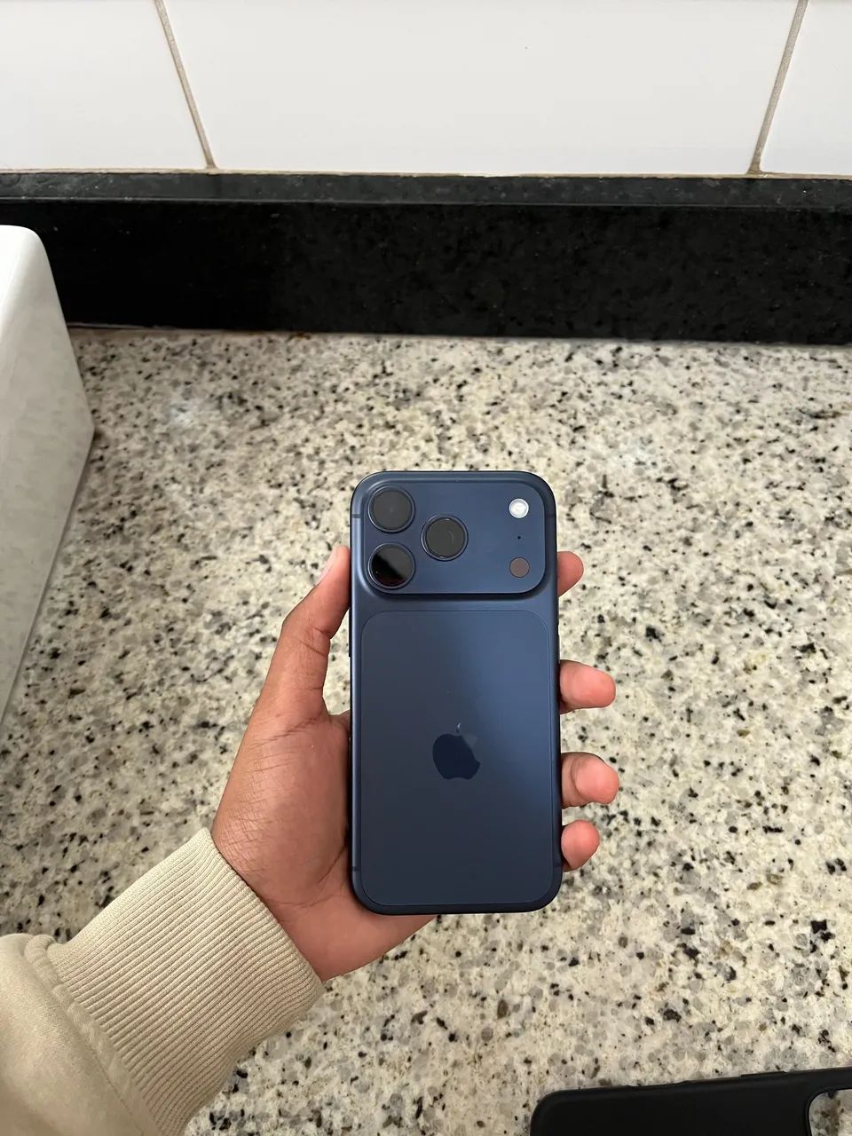 iPhone 17 pro 256GB Ativado terça - Celulares e Smartphones - São