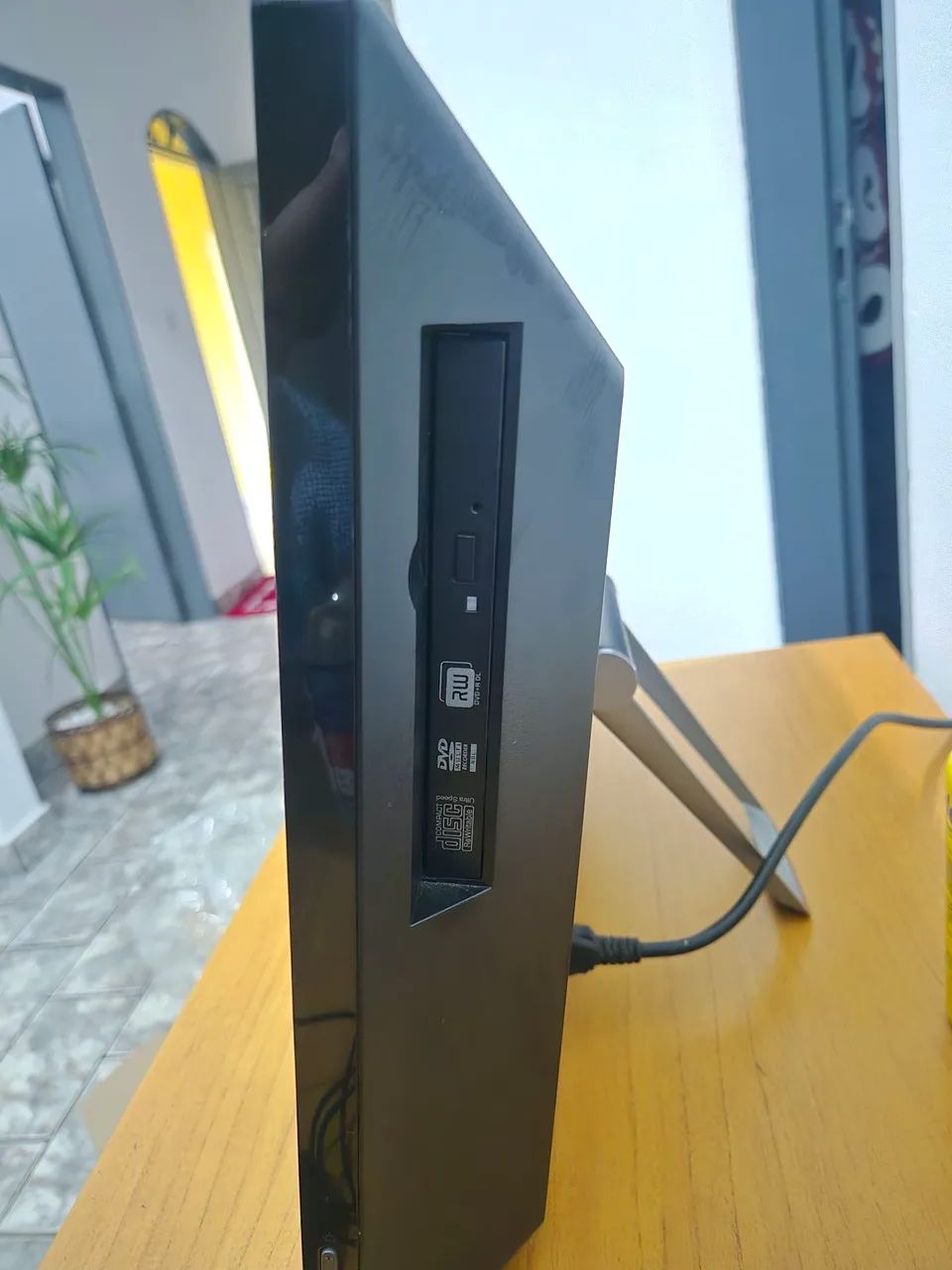 Vendo computador ALL IN ONE - Foto 2