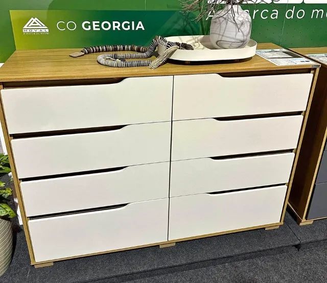 Cômoda Espaçosa 8 Gavetas (NOVO) Entrega Grátis! 