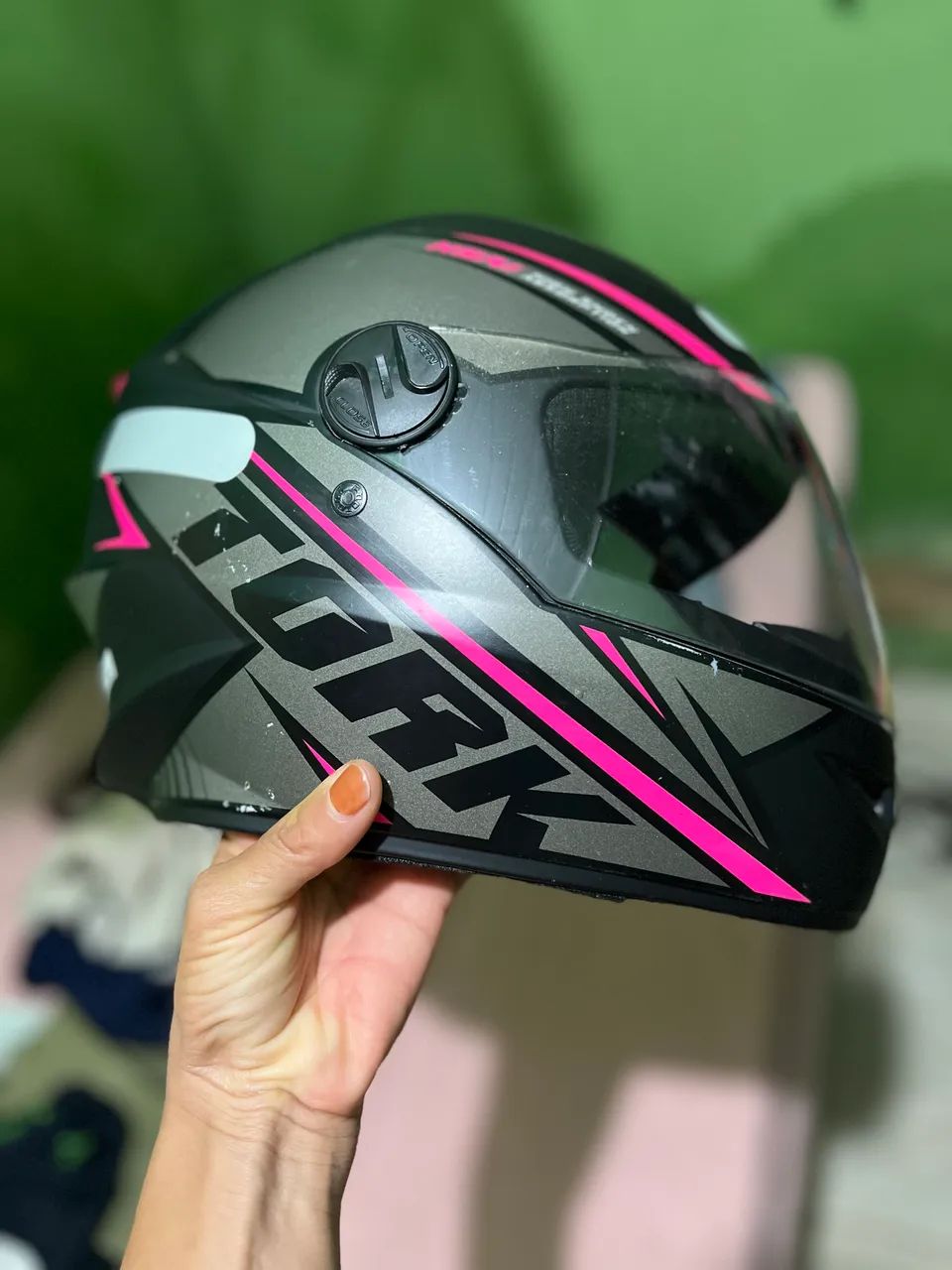 Capacete unissex tamanho 60 - Foto 2