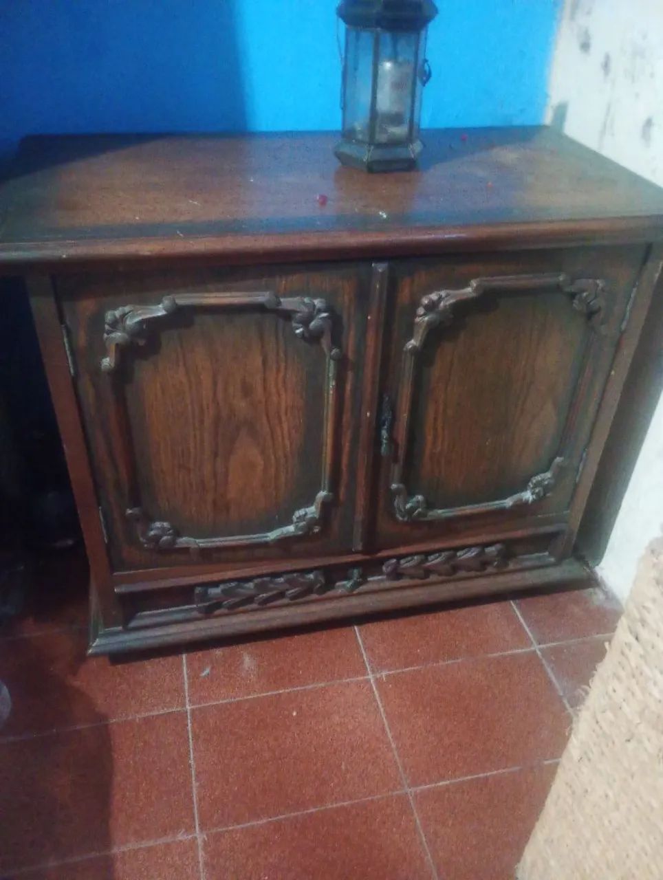 Cômoda antiga 