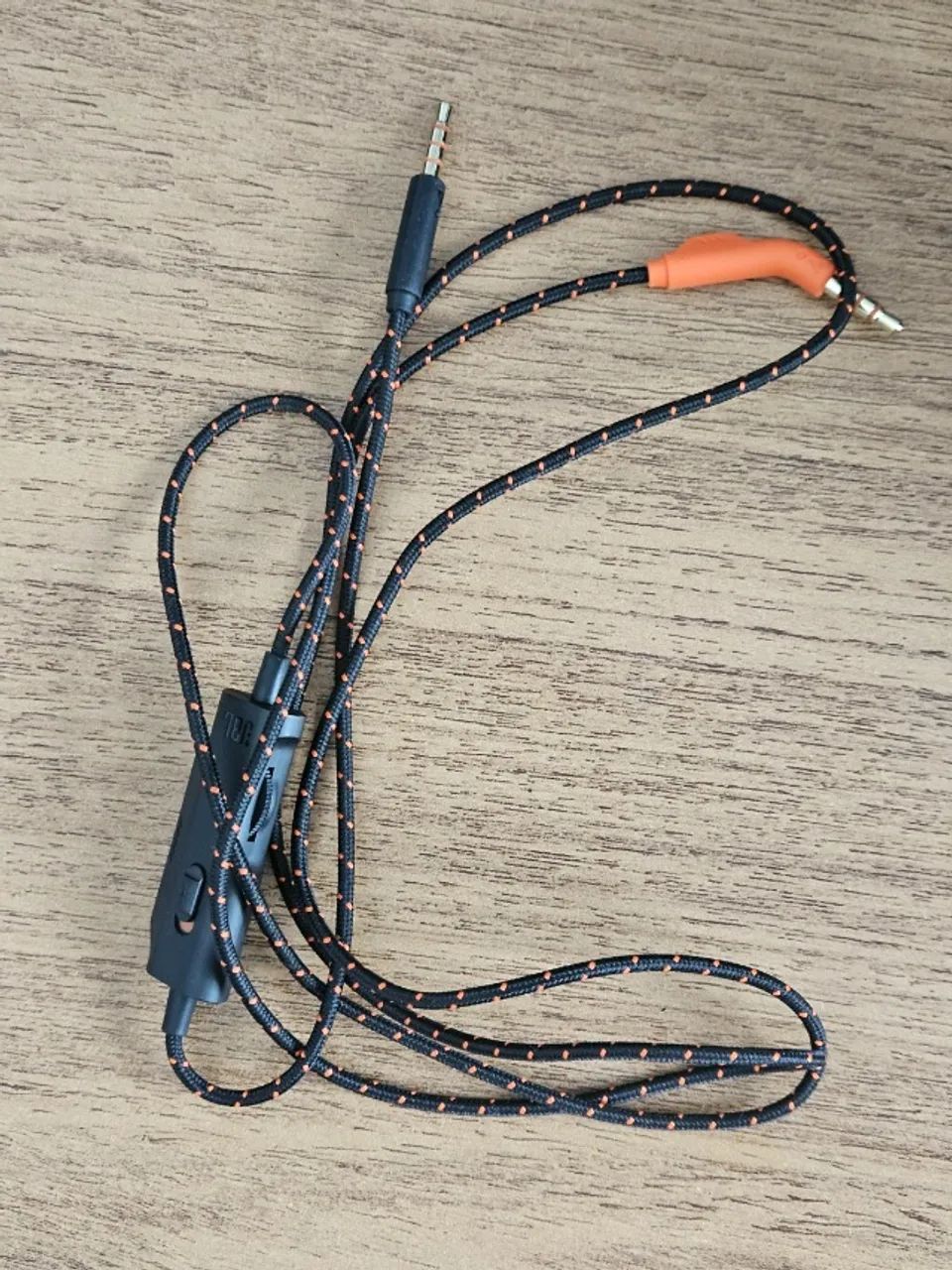 JBL Quantum 810 Wireless Bluetooth ANC + Dongle Original - Foto 5