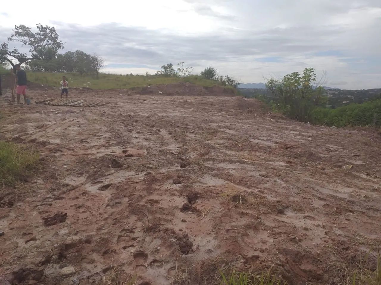 Lote de esquina em Juatuba
