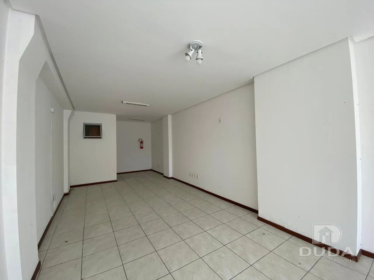 Ótima sala comercial na Avenida dos Imigrantes - Foto 3