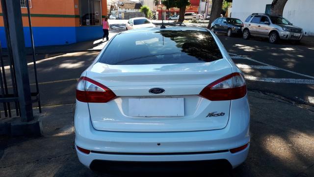 Ford Fiesta Sedan SEL 1.6 Automatico - Foto 5