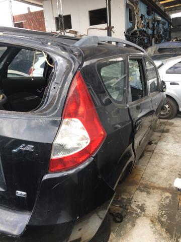 J6 retirada de peças - Foto 2