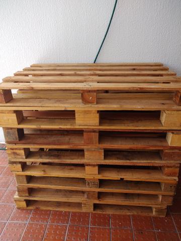 Paletes