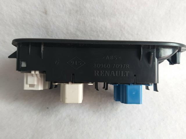 Comando de vidro Renault Duster original - Foto 3