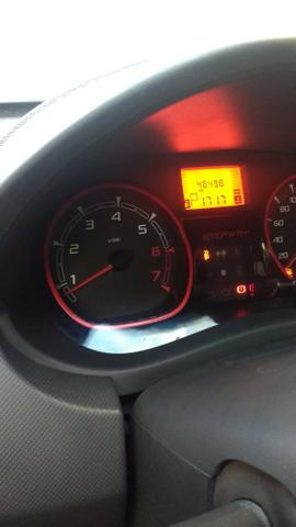 Sandero Stepway 1.6 automático - carro de procedencia!! - Foto 5