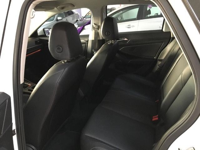 Onix Hatch LT 1.0 8V Flexpower 5p - Foto 2
