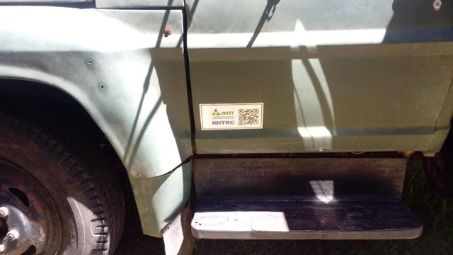 VENDO CAMINHA F 600 MOTOR PERKINS