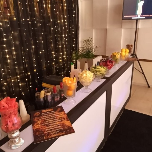 Open bar, Bartender , Barman