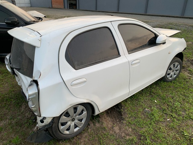 Sucata vender peças usadas Toyota Etios 2018