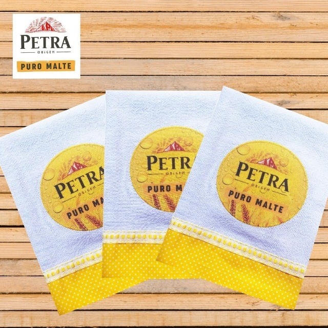 Pano de Prato Bordado Patchwork Cerveja Petra