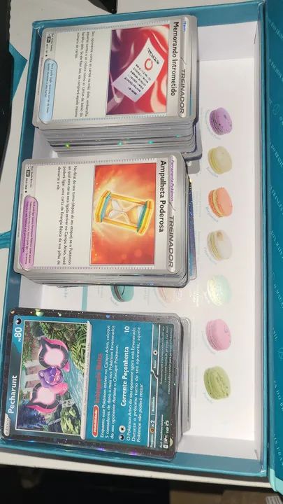 Lote de 366 cartas pokemon originais diversas de Fábulas Nebulosas e Fagulhas Impetuosas 