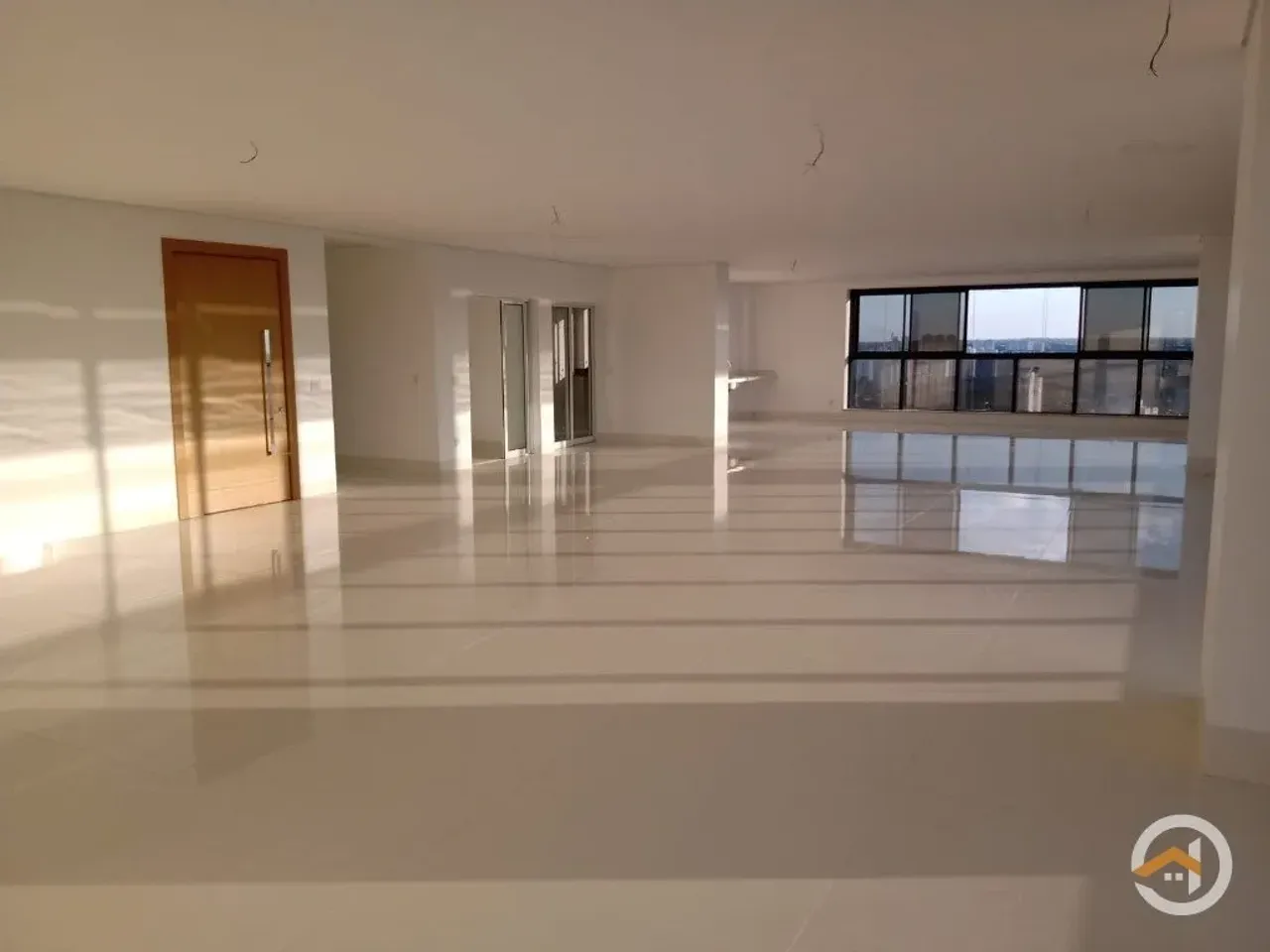 Apartamento de 4 ou 5 quartos 482m² ao lado do Vaca Brava