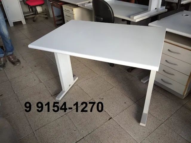 mesa 1,20m sem gaveta a partir de 250,00