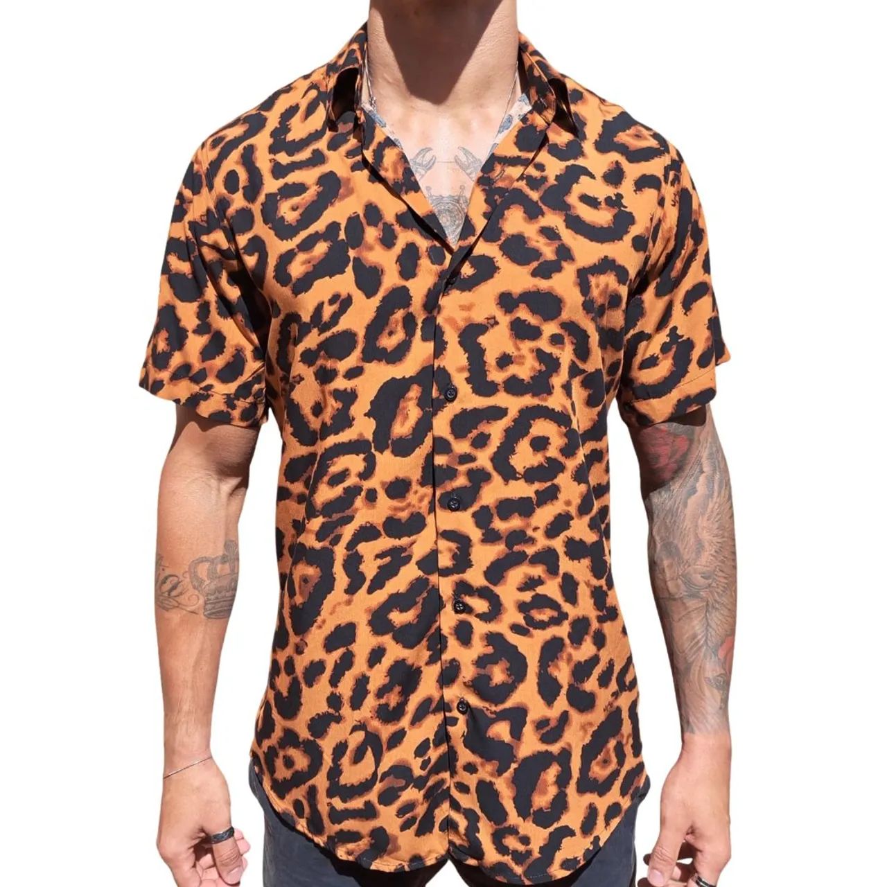 Camisa manga curta animal print