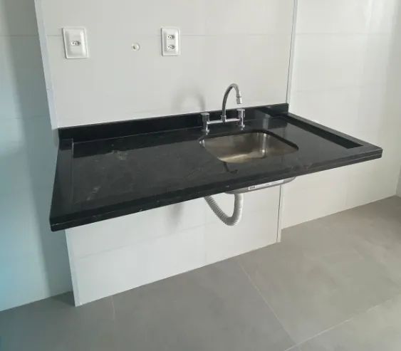 Pia cozinha + cuba Tramontina + torneira misturador = 0,60 x 1,20 