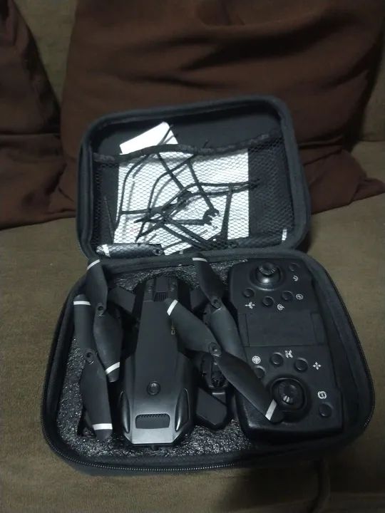 Drone para iniciantes semi novo 