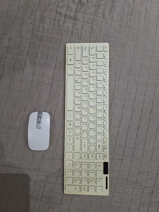 Teclado Branco Novo