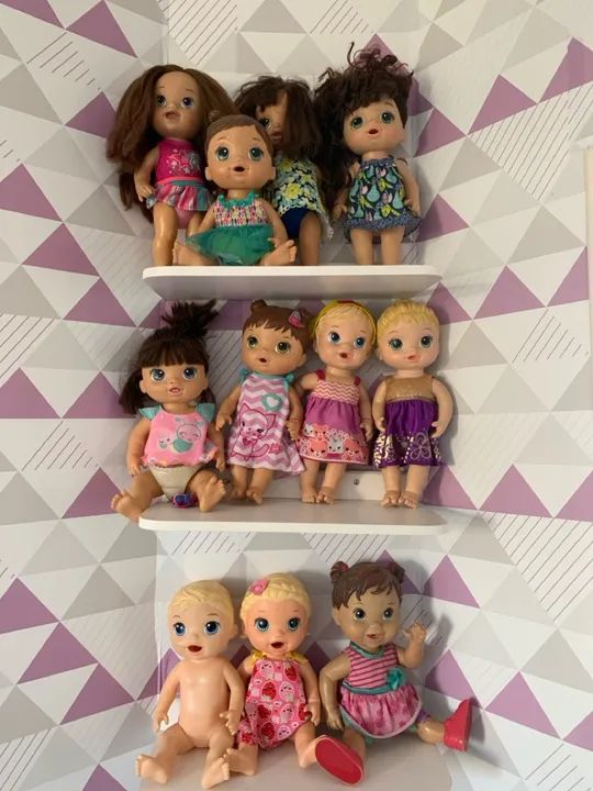 Vendo bonecas Baby Alive 11 unidades.