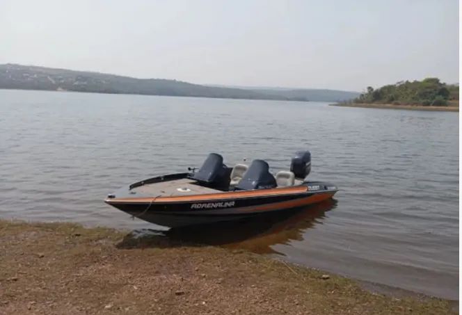 VENDO LANCHA QUEST 19 PÉS MOTOR EVENRUDE 175 Hp - Foto 5