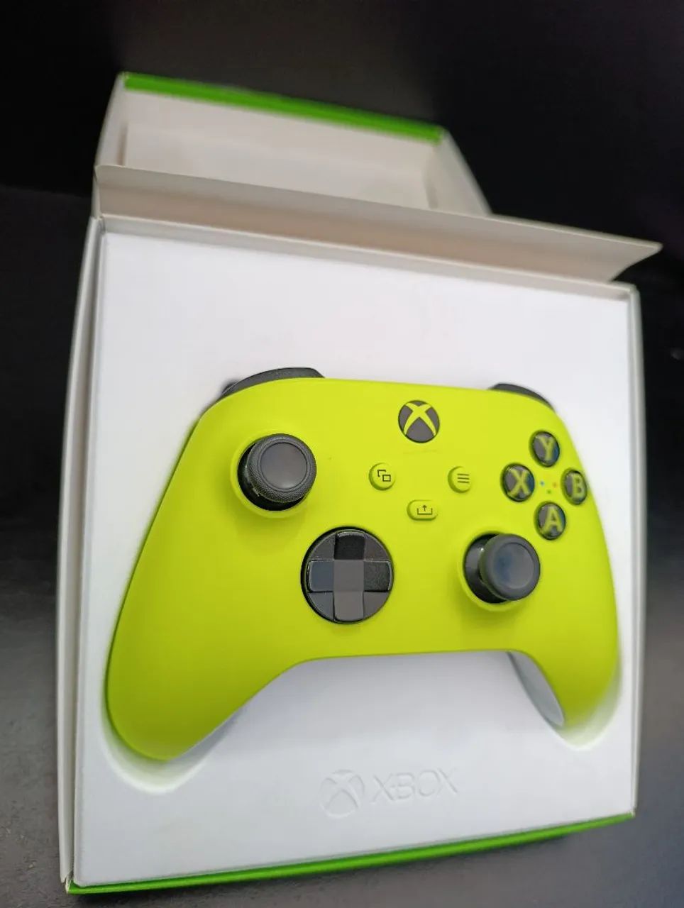 Controle Xbox Series S / One S Eletric Volt novinho (Aceito cartão em até 12 x) - Foto 2